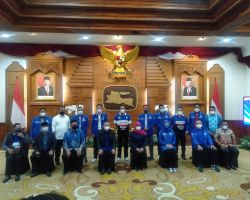 Ketum PAN Zulkifli Hasan Puji Keberhasilan Jatim Atasi Pandemi 