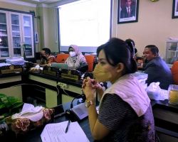 Warga Minta Robohkan Bangunan di Atas Pengembangan Jalan Indah Regency Surabaya