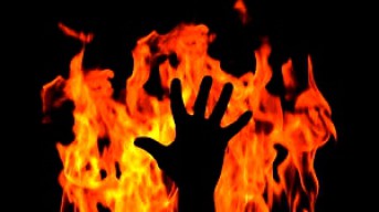 Karena Kebocoran Gas, Warung Makan di Sragen Hangus Terbakar