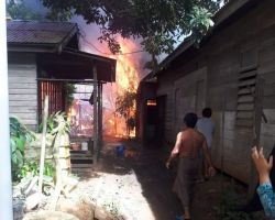 9 Rumah dan Gedung Perkantoran di Kotabaru Kalsel Terbakar