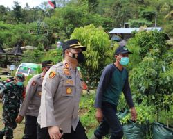 Kapolres Kediri Kota Tinjau Lokasi Banjir dan Longsor di Desa Blimbing Mojo