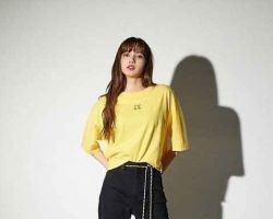 5 Inspirasi Outfit Casual ala Lisa Blackpink, dari Sporty hingga Girly