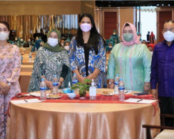 Kahiyang Buka Pelatihan Peningkatan Kapasitas Kader PKK Kota Medan