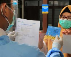 Cegah Penularan Covid-19, Pemkot Surabaya Anjurkan Penghuni Rusun Ikuti Vaksin Massal