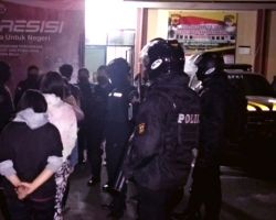 Polresta Tasikmalaya Ciduk 6 Siswi SMP yang Sedang Pesta Miras Bersama 2 Lelaki Dewasa