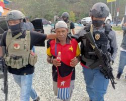 Tangkap Kelompok KKB, Satgas Nemangkawi Sita 3 Pucuk Senjata Api