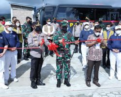  Panglima TNI Resmikan 1.500 Rumah Cinta Kasih dan Sekolah Terpadu di Palu Utara
