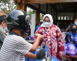Ditengah Pandemi, Pemkab Sragen Salurkan 2.710 Paket Sembako