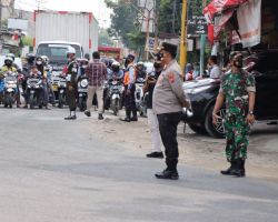 Kapolres Bojonegoro Pimpin Pengaman Rute Presiden ke Ngawi