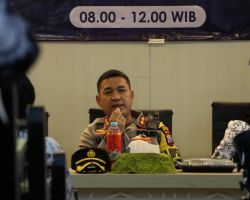 Hadir dalam Gelaran HUT PGRI, Kapolres Pasuruan Didaulat Isi Materi