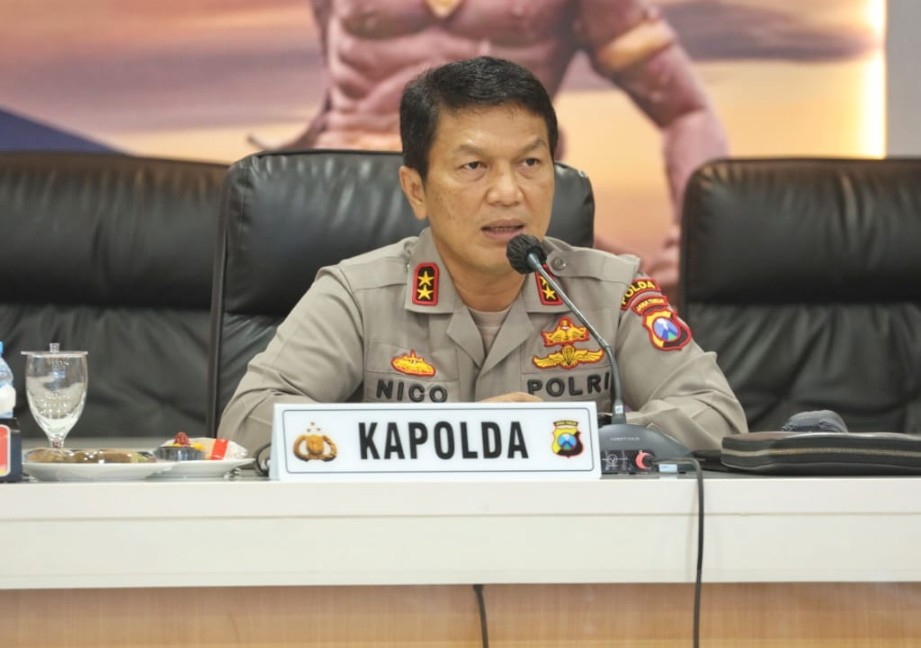 Kapolda Jatim Gelar Vicon Pemberian Penghargaan kepada Kapolresta Malang Kota