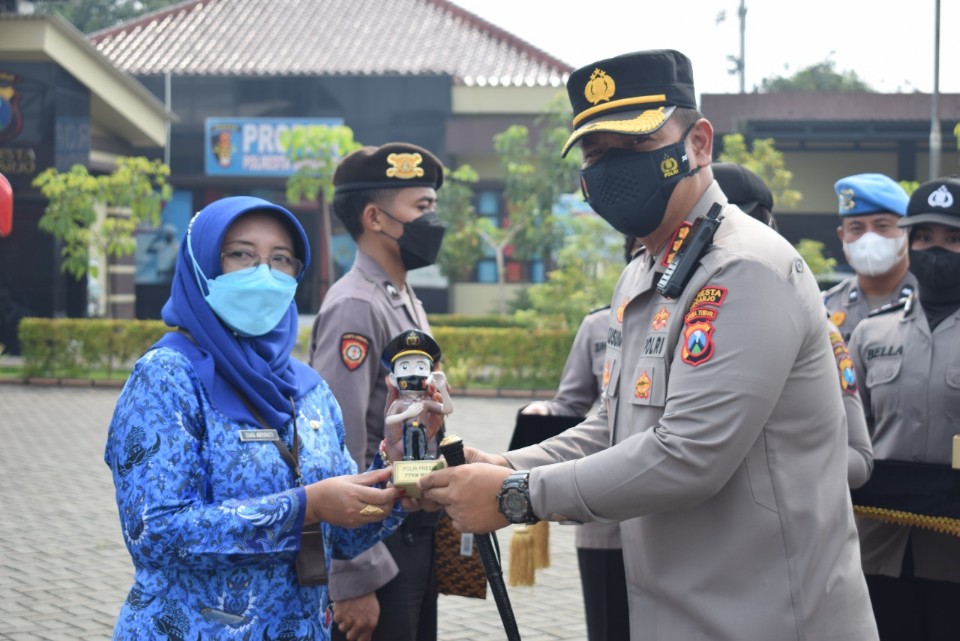 119 Anggota Dapat Penghargaan Dari Kapolres Sidoarjo