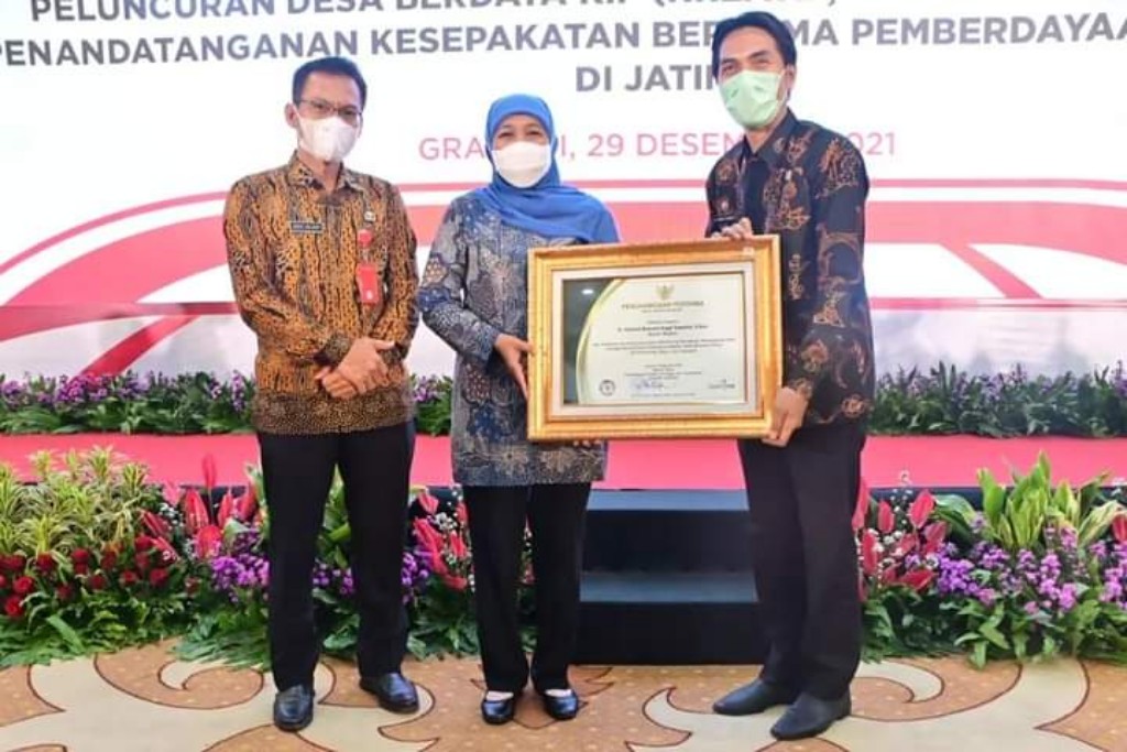 Bupati Madiun Terima Penghargaan PPD dari Menteri Desa PDTT RI 
