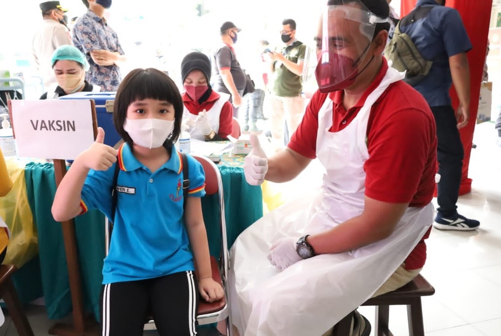 Kapolda Tinjau 115 Titik Vaksinasi Merdeka untuk Anak di Jatim
