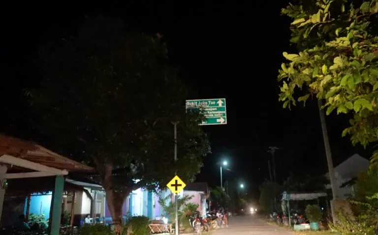 Periode Pertama Ganjar, Listrik 24 Jam di Karimunjawa