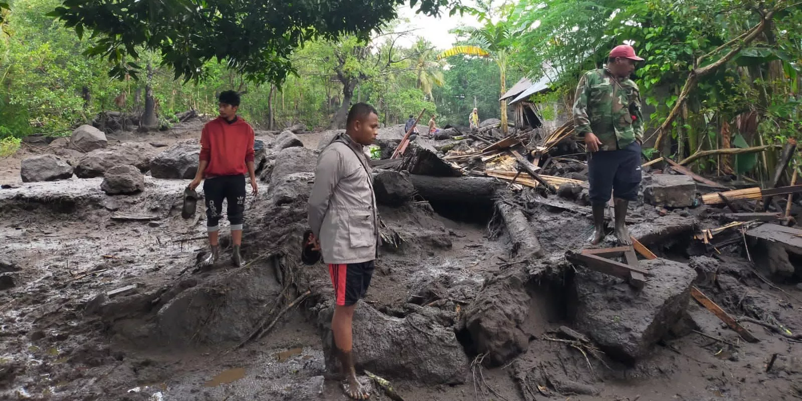 Banjir di Desa Inerie NTT, Dua Orang Meninggal dan Satu Orang Belum Ditemukan