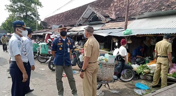 Atasi Kesemrawutan Lalu lintas, Pedagang Pasar Rembang Diminta Patuhi Ketentuan