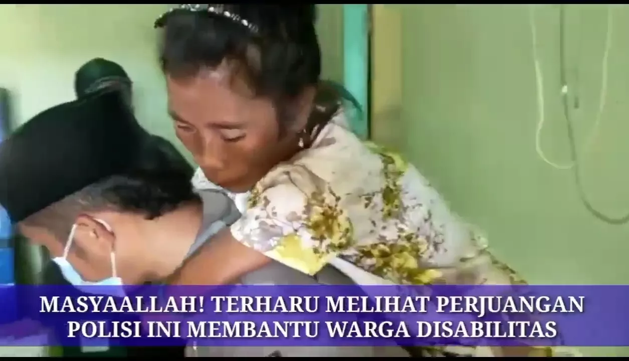 Jemput Perempuan Paruh Baya, Polisi di Sumenep Mendadak Viral