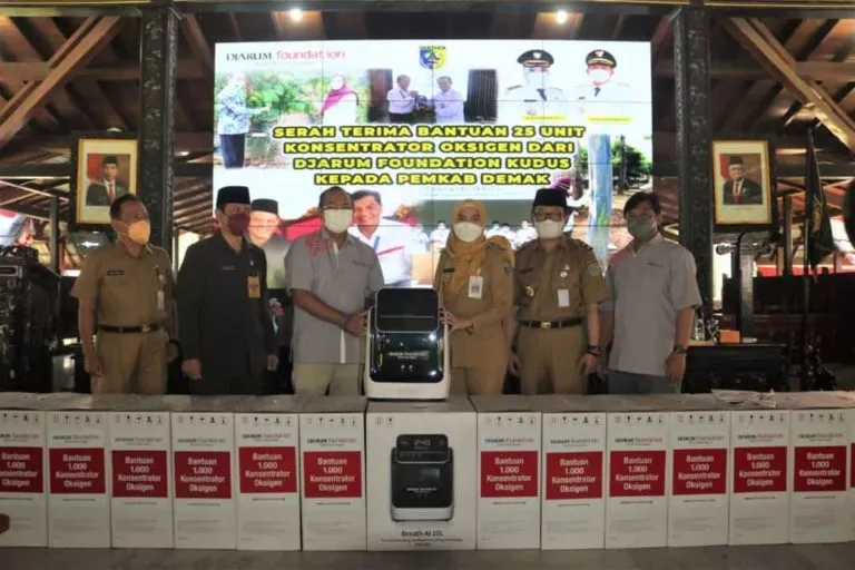 Demak Terima 25 Unit Kosentrator Oksigen dari Djarum Foundation