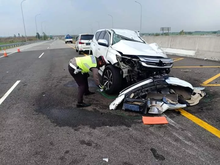 Terlibat Laka di Tol Jombang, Vanessha Angel dan Suami Tewas