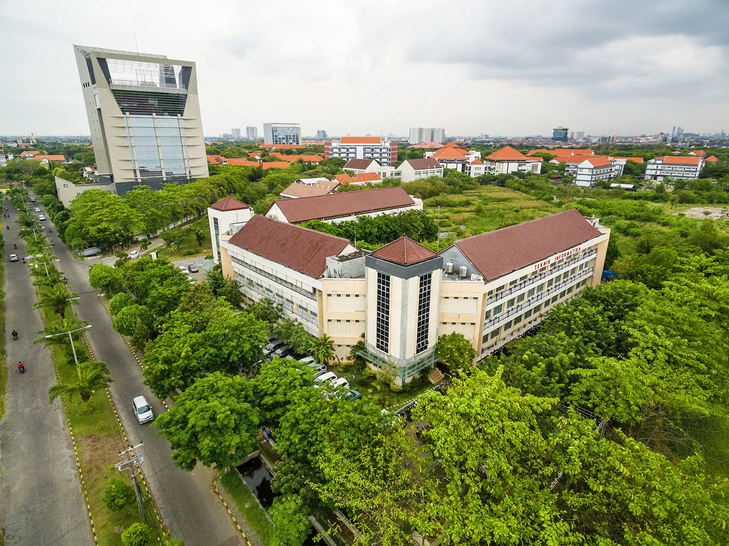 ITS Naik Empat Peringkat di QS AUR 2022