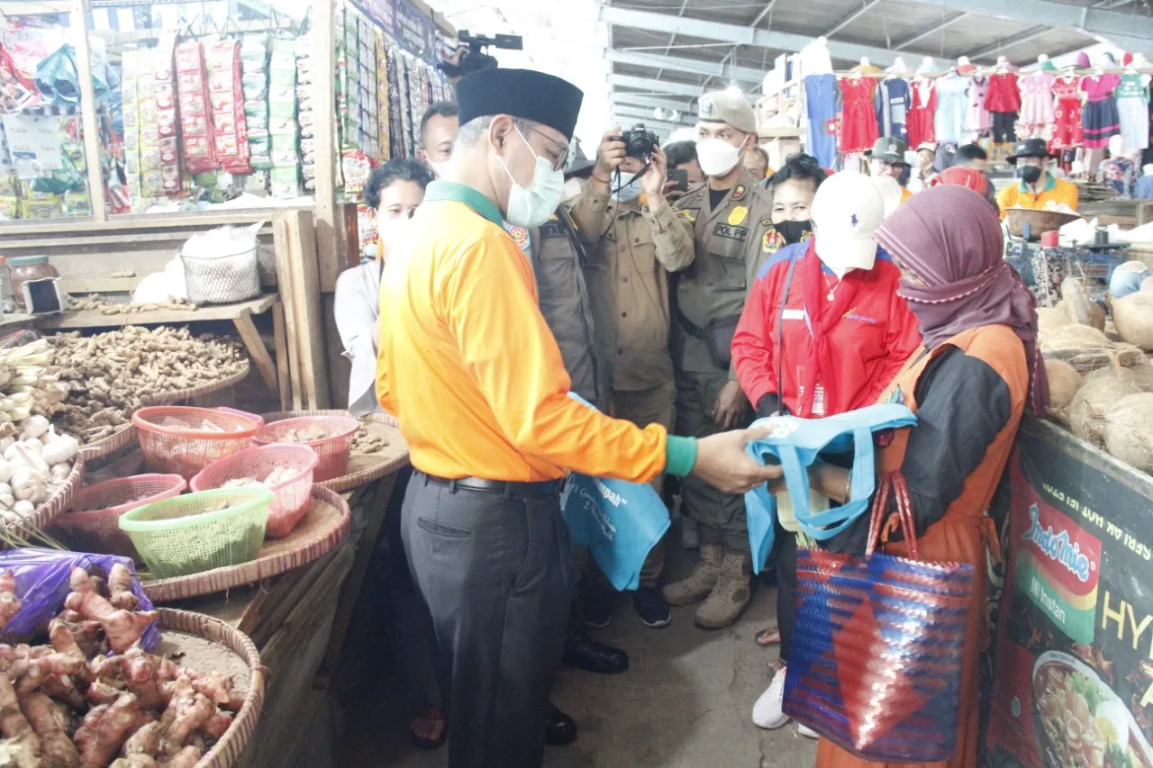 Temanggung Canangkan Deklarasi Gerakan Pasar Bebas Sampah