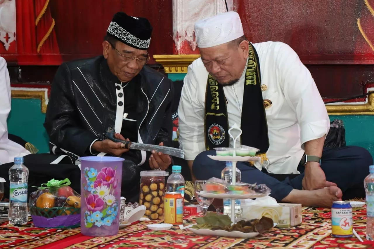 Ketua DPD RI Jadi Pembina Paguron Jalak Banten Nusantara