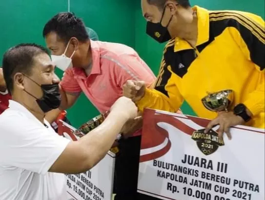 Kapolda Jatim Cup: Tim Bulu Tangkis Polresta Sidoarjo Berhasil Raih Juara 2
