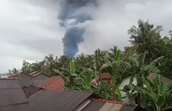 Kebakaran Kilang Pertamina di Cilacap Disebabkan Oleh Petir