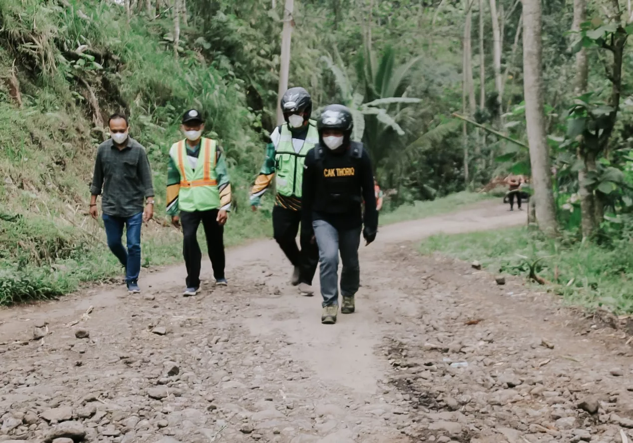 Bupati Tinjau Kesiapan Rekontruksi 9 Ruas Jalan di Lumajang