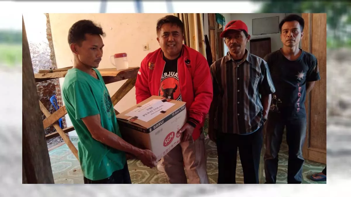 Baguna DPC PDI Perjuangan Ponorogo Salurkan Bantuan Korban Longsor