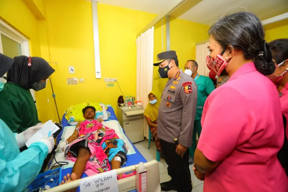 Kapolri, Lansia dan Ibu Hamil Korban Semeru Mendapat Perhatian Khusus