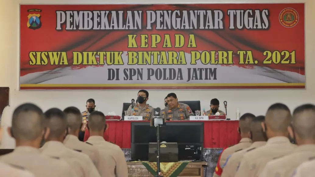 Siswa Diktuk Bintara Polri dan Dikmaba TNI AD, Kapolda Jatim Berikan Pembekalan