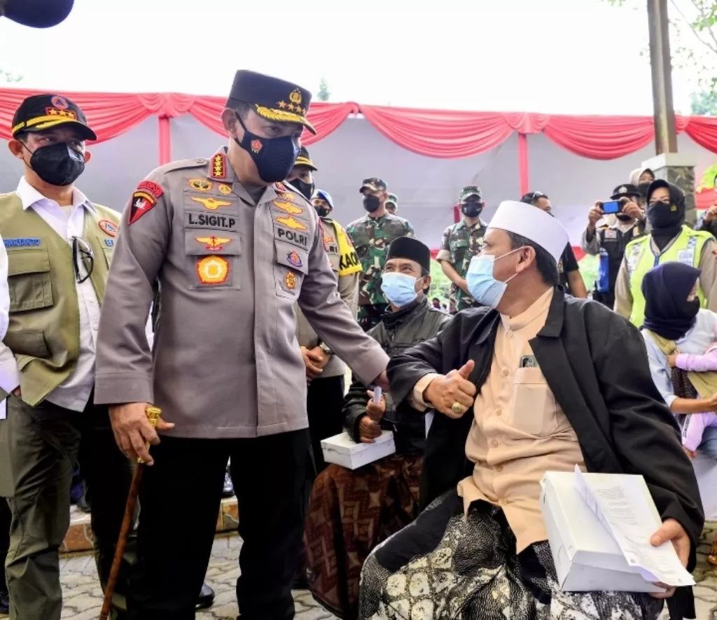 Vaksinasi se Indonesia, Kapolri Minta Wilayah Berpacu Target 70 Persen
