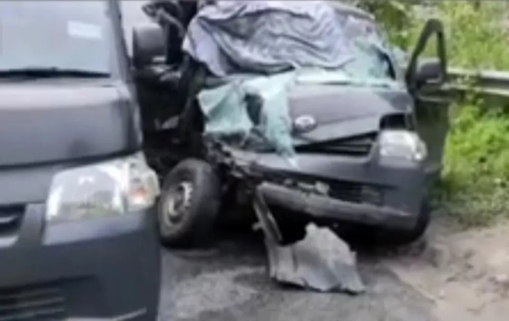 Kecelakaan Beruntun di Solok Sumbar, 3 Kendaraan Terlibat
