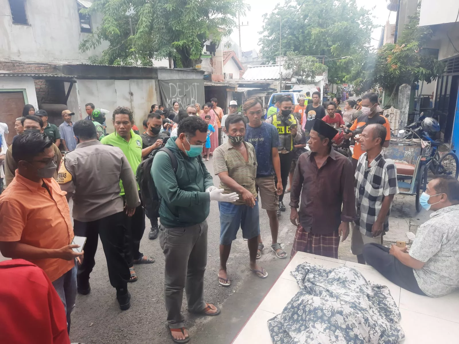 Tukang Becak di Pegirikan Terjatuh dan Meninggal Dunia 