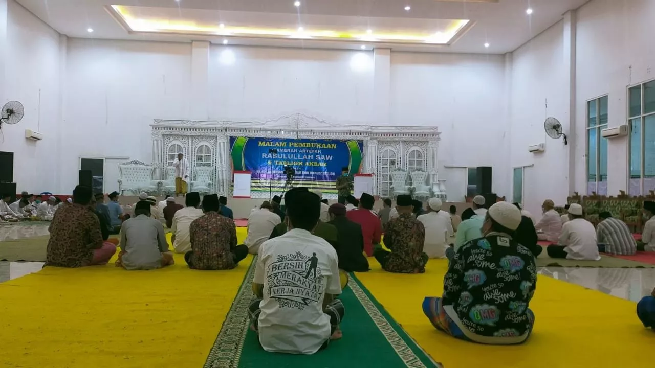 Pembukaan Pameran Artefak Rosululloh di Sampang Berjalan Lancar