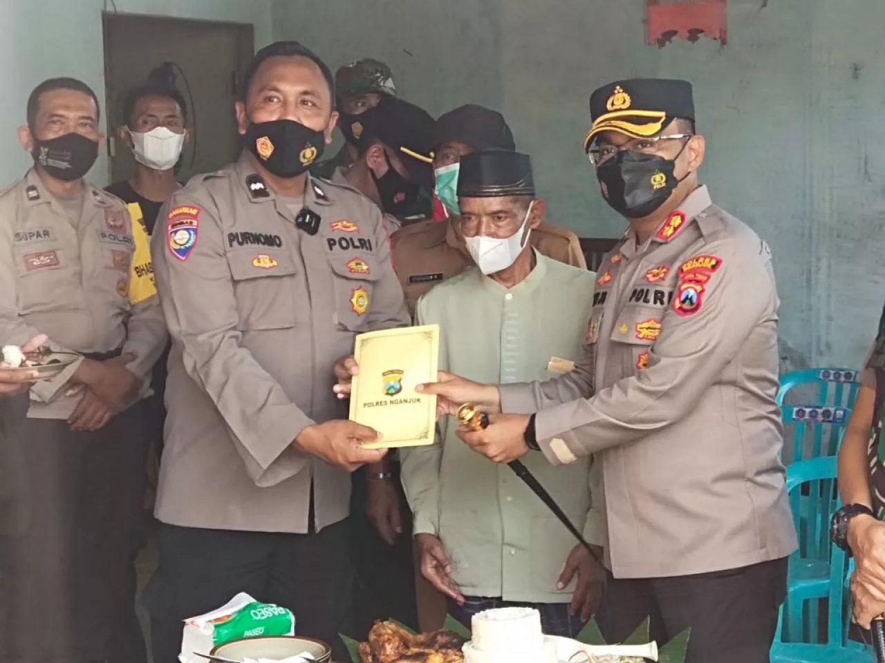Kejutan Buat Mantan Pasien ODGJ Dari Kapolres Nganjuk