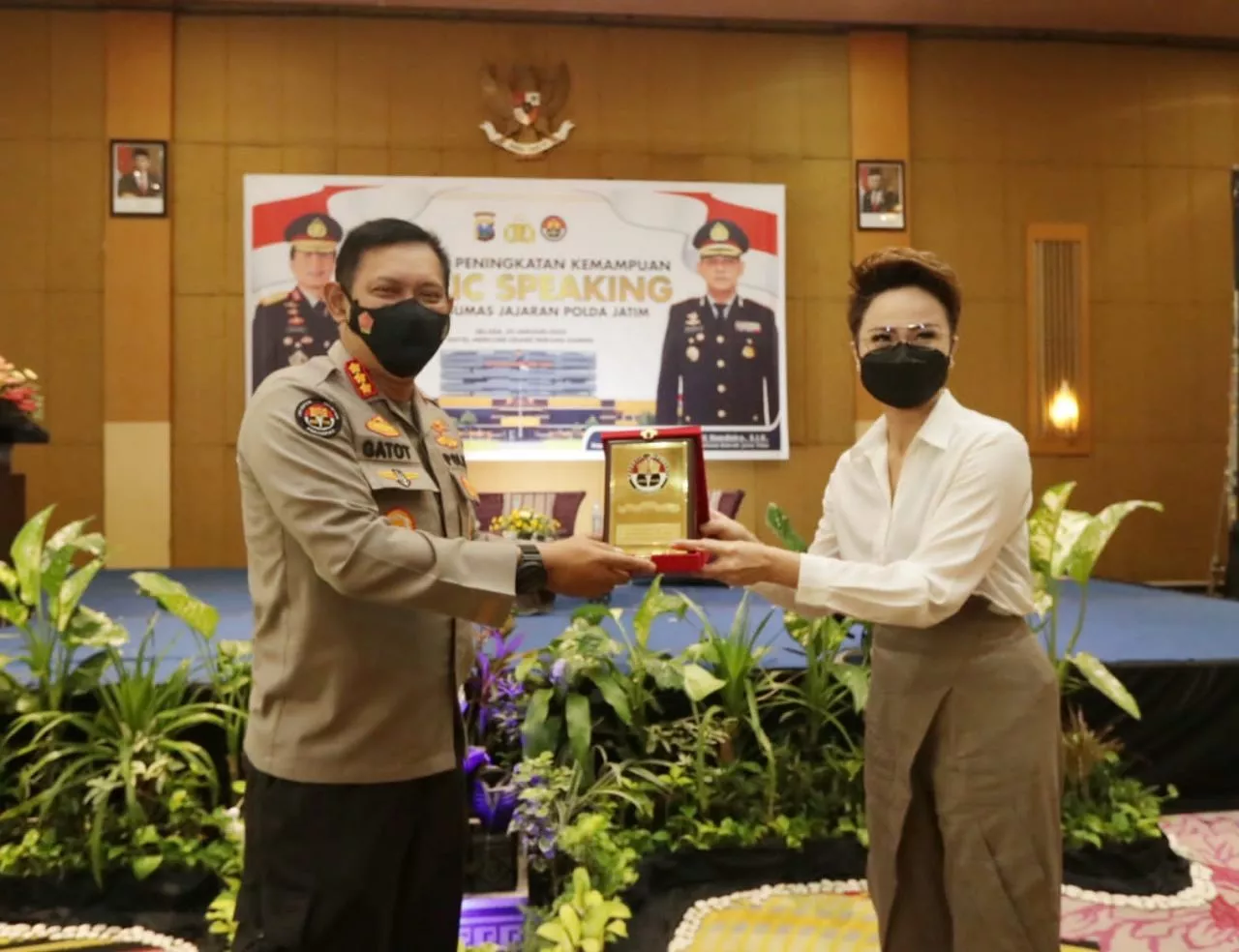 Tingkatkan Kemampuan Public Speaking, Polda Jatim Gelar Pelatihan PKPS