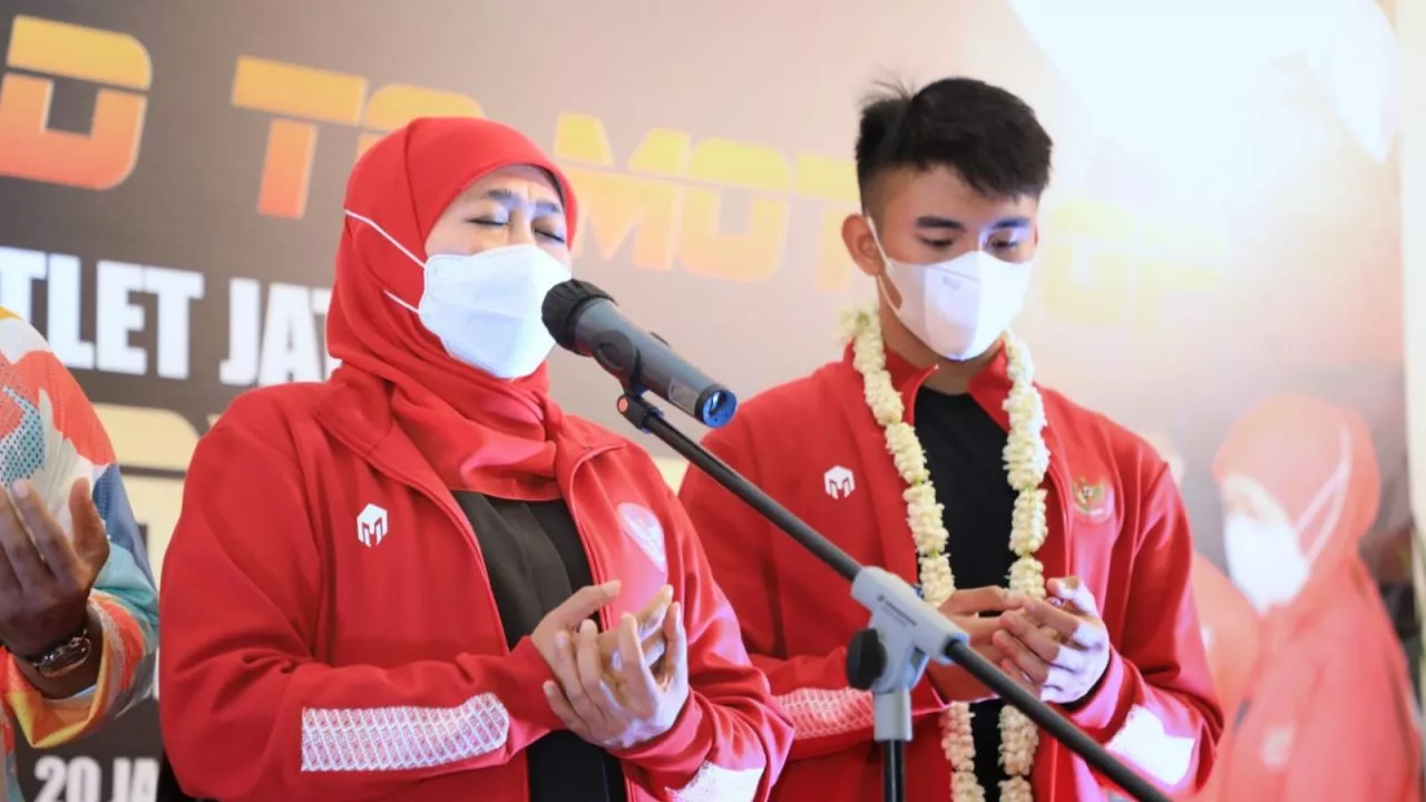 Lepas Pembalap Moto3GP Asal Jawa Timur, Khofifah Doakan Mario