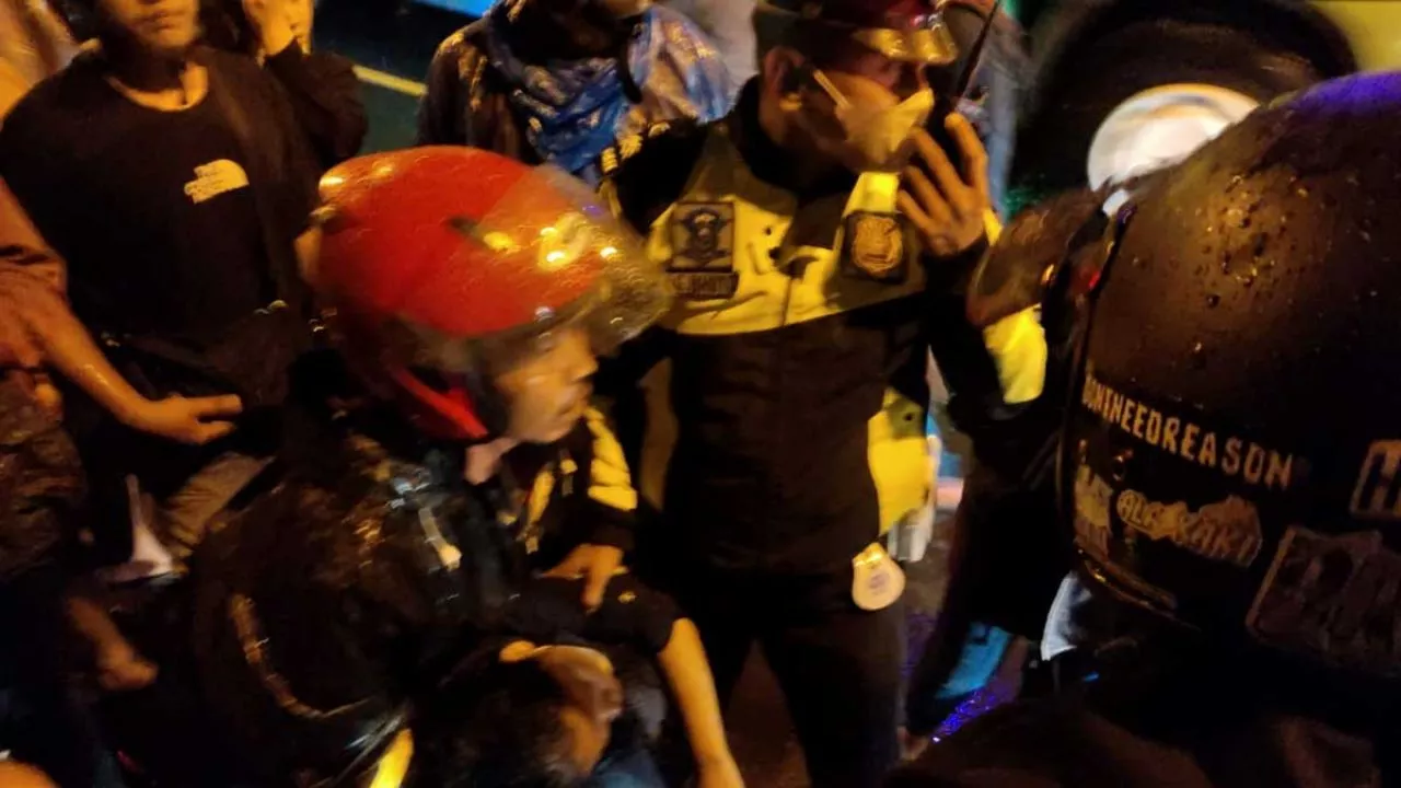 Hendak Bunuh Diri di Jembatan Kali Brantas, Seorang Mahasiswi Diselamatkan Polis