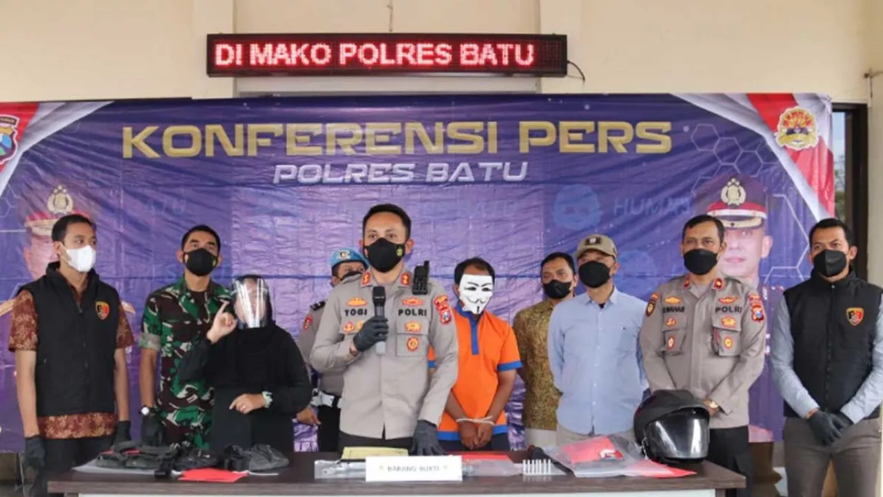 Viral Video Pria Acungkan Pistol ke Udara, Kapolres Batu Tangkap Pelaku