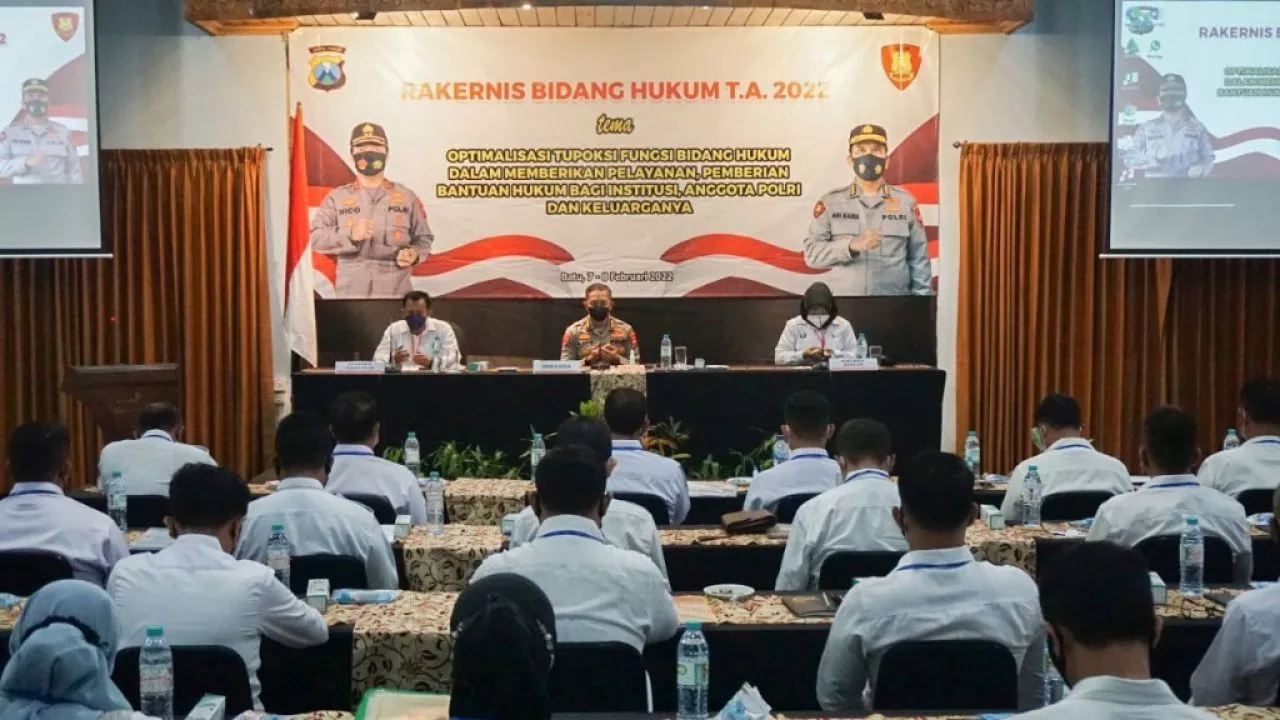 Polri Presisi, Polda Jatim laksanakan Rakernis bidang Hukum