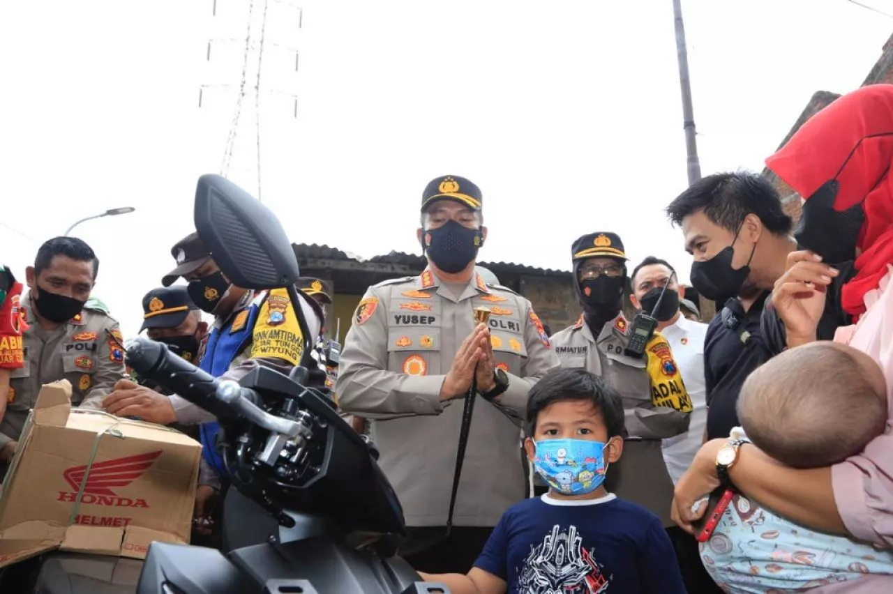 Motor Raib, Wanita Ojok Dapat Perhatian dari Presiden Jokowi
