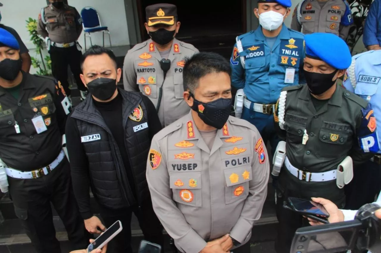 Aksi Bentrok Antar Kelompok, Polrestabes Surabaya Amankan Keduanya