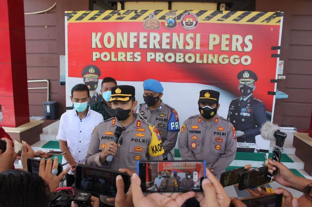 Viral Video Ricuh Pilkades Curahsawo, Ini Klarifikasi Kapolres Probolinggo