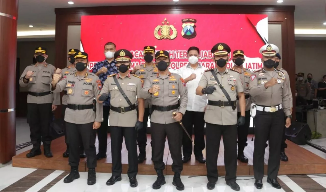 Sertijab Empat Kapolres dan PJU Dipimpin Kapolda Jatim