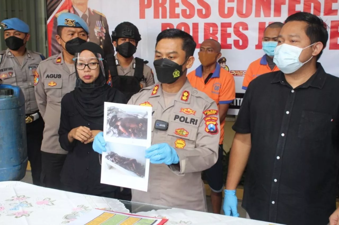 Ingin Tahu Pelaku Pembunuhan 9 Tahun Silam di Jember, ini Faktanya