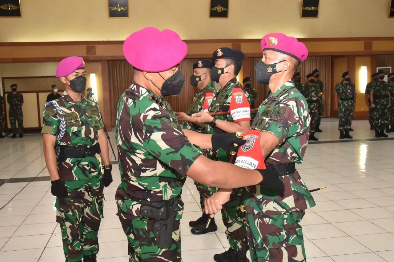 Komandan Kodiklatal Buka Diktukpa TNI AL Angkatan LII