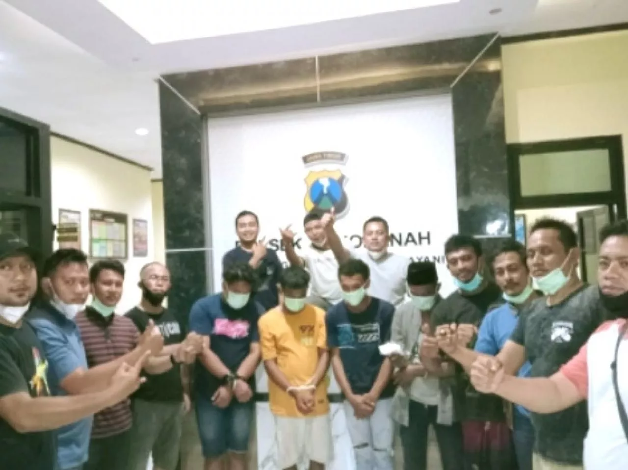Bawa 103,24 Gram Sabu, 4 Warga Jember Ditangkap Polsek Sokobanah